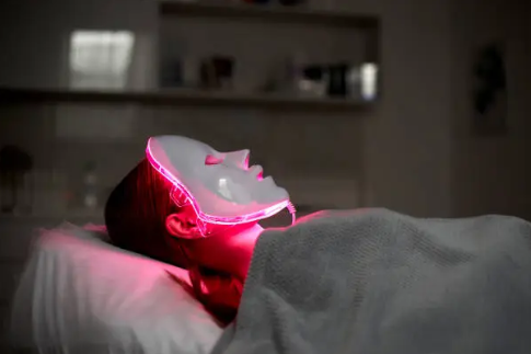How Red Light Therapy Became a Skincare Must-Have in 2025