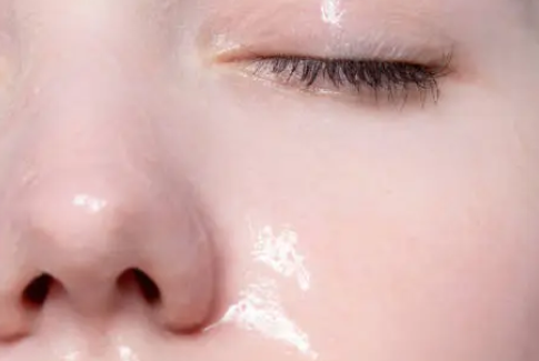 Glass Skin Masks: The K-Beauty Trend Taking Over the U.S. in 2025